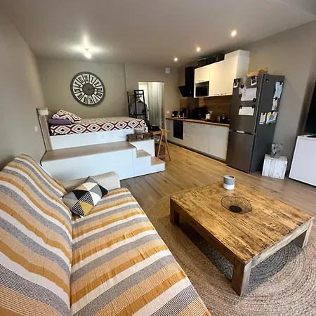 Apartment La Petite Maison De Titi *